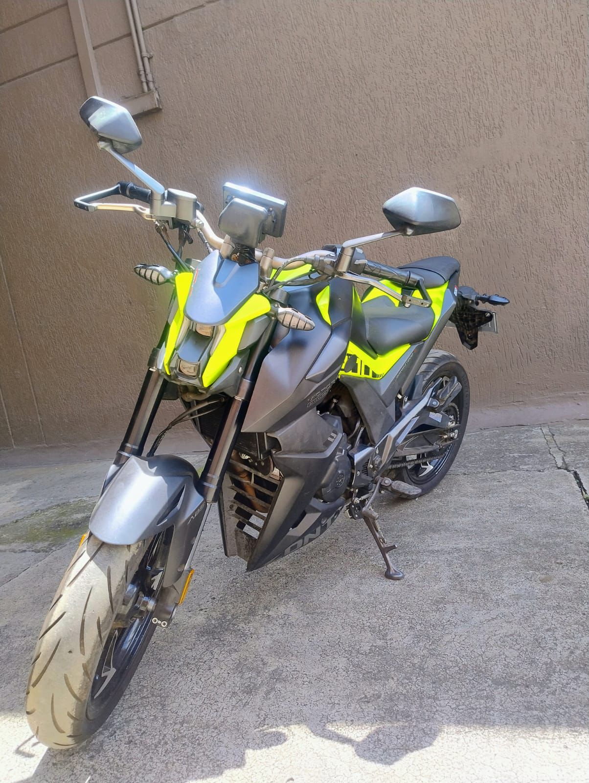 ZT200 U1 prototipo